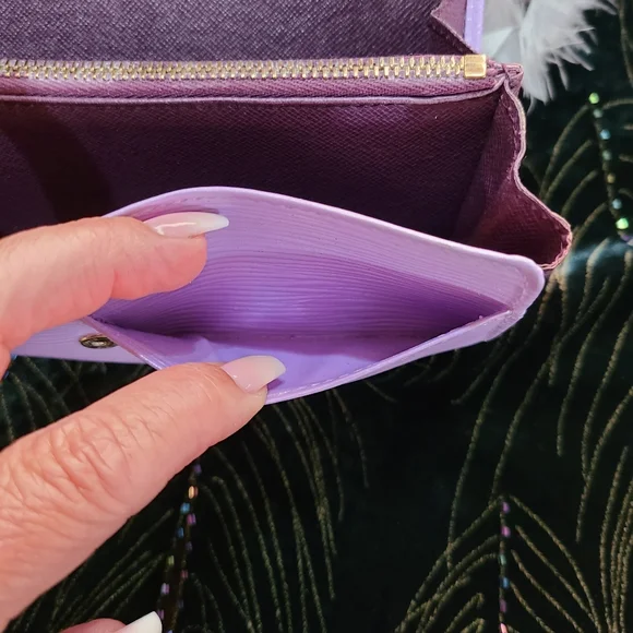 SOLD Louis Vuitton EPI long wallet/Clutch - Picture 12 of 13